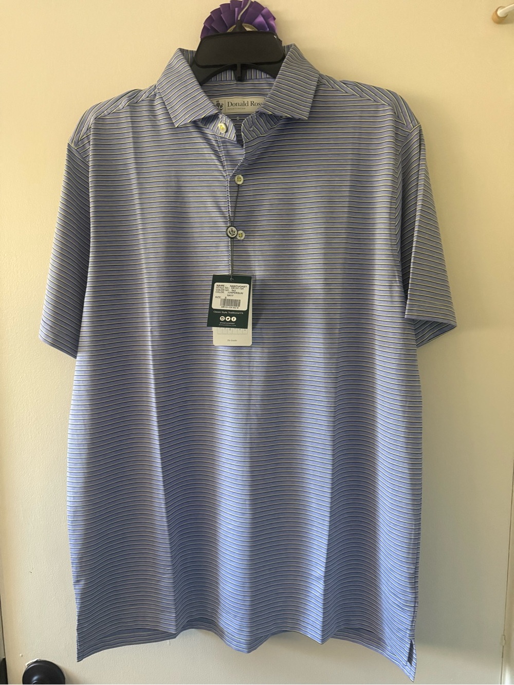 Donald Ross Small-Fits Medium. Nantucket Men’s Polo Shirt in Juniper and Navy